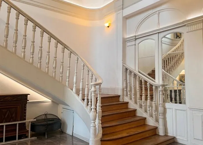 Doux Pavillon La Tourelle Apartment